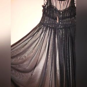 Long length black dress "Forever 21